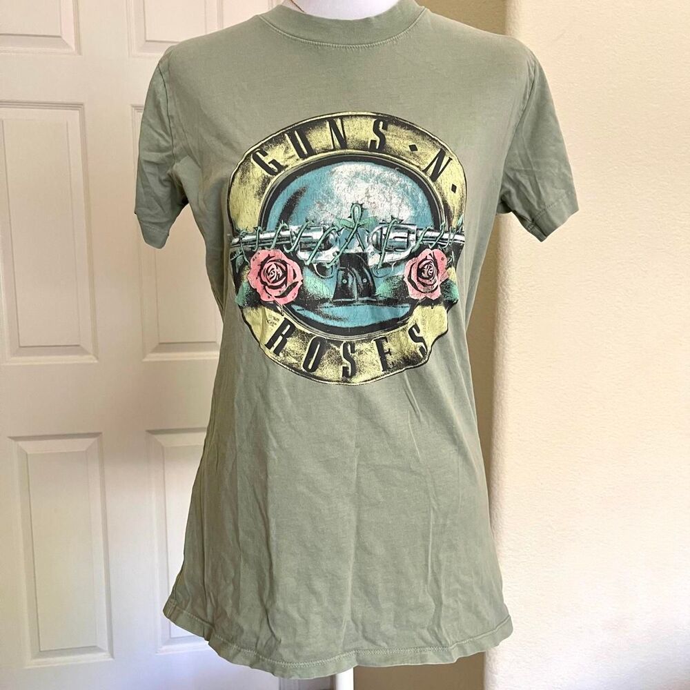 Cotton On 'Guns n Roses' Olive Green 100% Cotton Band Tee - size XS